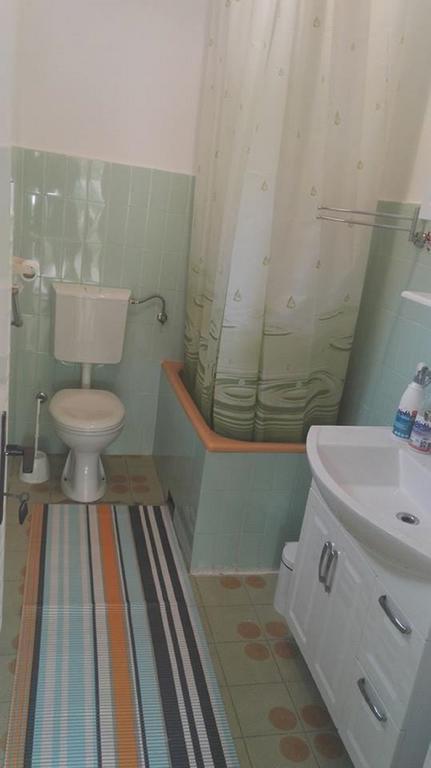 ריסאן Apartment Rose Garden מראה חיצוני תמונה