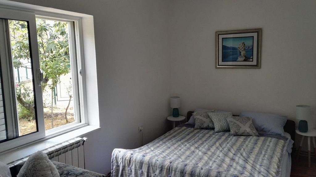 ריסאן Apartment Rose Garden מראה חיצוני תמונה